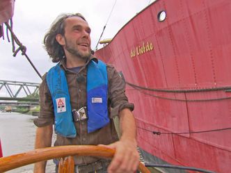 die nordstory - Schiffer, Lotsen und Stand-Up-Paddler - Leben auf dem Fluss
