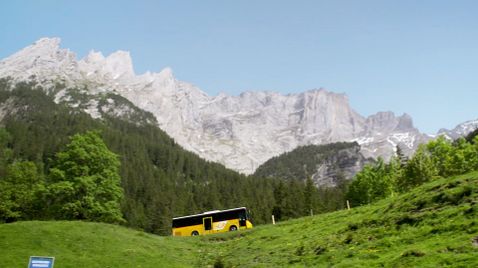 Mit dem Postauto durch die Schweiz | 