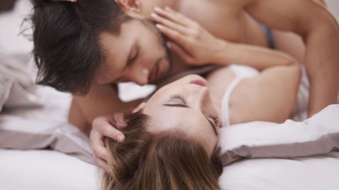 Unfaithful Wives' Erotic Fantasies